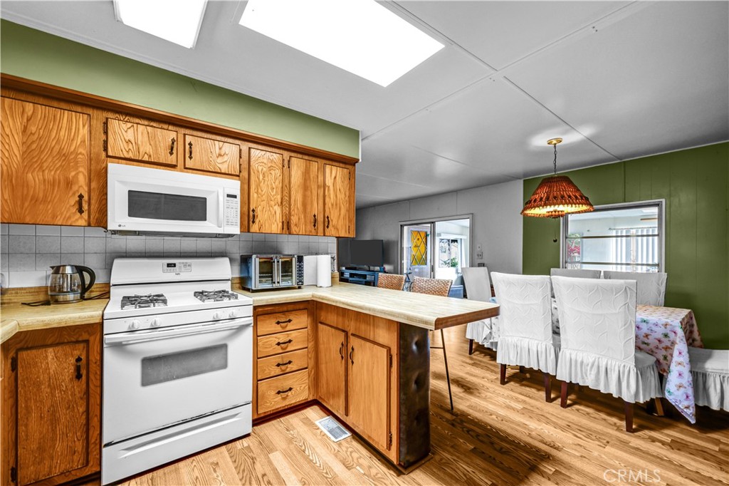 MLS #OC26130666 image #22