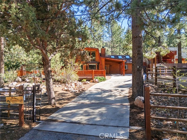 Detail Gallery Image 2 of 41 For 2160 Mariposa, Big Bear City,  CA 92314 - 3 Beds | 2 Baths