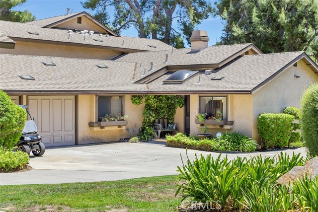 Detail Gallery Image 1 of 48 For 4119 Oak Island Ln, Fallbrook,  CA 92028 - 2 Beds | 2 Baths