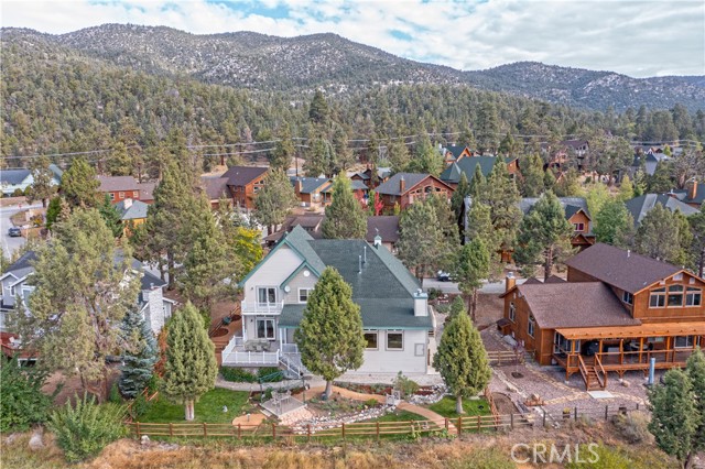 Detail Gallery Image 67 of 75 For 42425 Bear Loop, Big Bear Lake,  CA 92314 - 3 Beds | 3/1 Baths