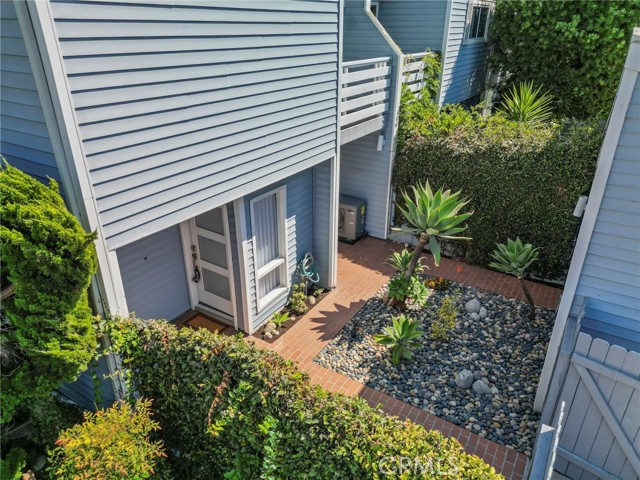24572 Harbor View Drive, Dana Point CA: https://media.crmls.org/medias/c64386d3-53b8-449c-a59c-abde85b6c8f0.jpg