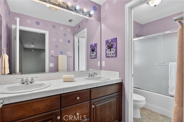 Detail Gallery Image 30 of 60 For 33888 Madrigal Ct, Temecula,  CA 92592 - 5 Beds | 3 Baths