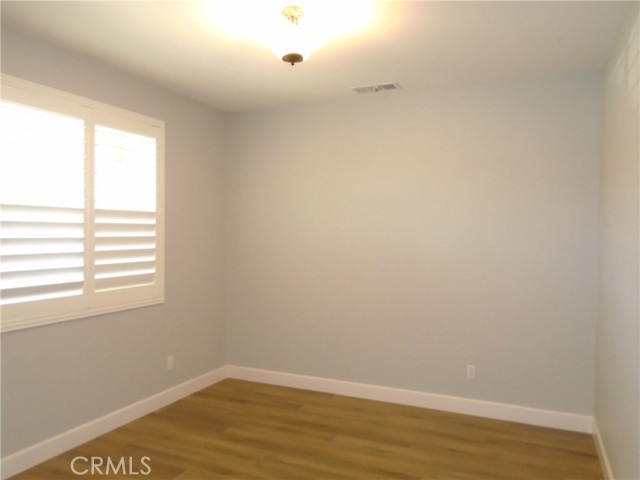 4081 Chamomile Court, San Bernardino CA: https://media.crmls.org/medias/c6448c80-733e-472b-a8dd-88b0def13da8.jpg
