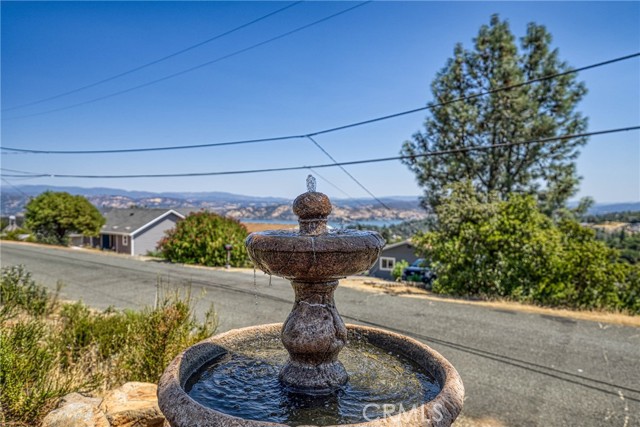5611 Cherokee Drive, Kelseyville CA: https://media.crmls.org/medias/c64526d8-8945-4013-9937-3df021f345c1.jpg