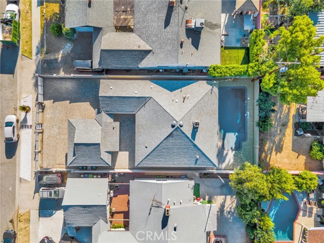 14625 Runnymede Street, Van Nuys CA: https://media.crmls.org/medias/c645370f-2c11-49be-934c-1854aedcca61.jpg