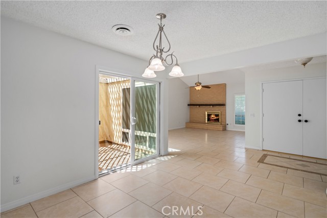 44114 30th W Street, Lancaster CA: https://media.crmls.org/medias/c645fdec-5f71-43b4-b3b7-362ec990c7e5.jpg