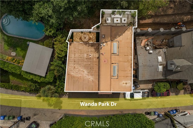 9844 Wanda Park Drive, Beverly Hills CA: https://media.crmls.org/medias/c6462953-d613-4471-a14f-4fc2fb344504.jpg