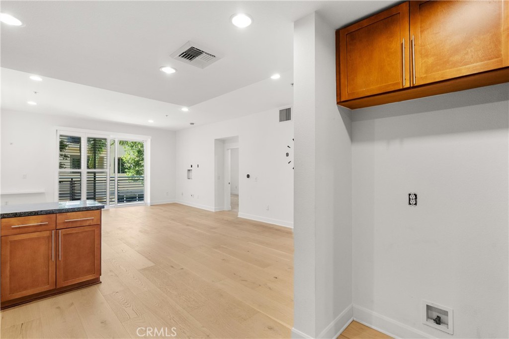 MLS #OC25242083 image #7