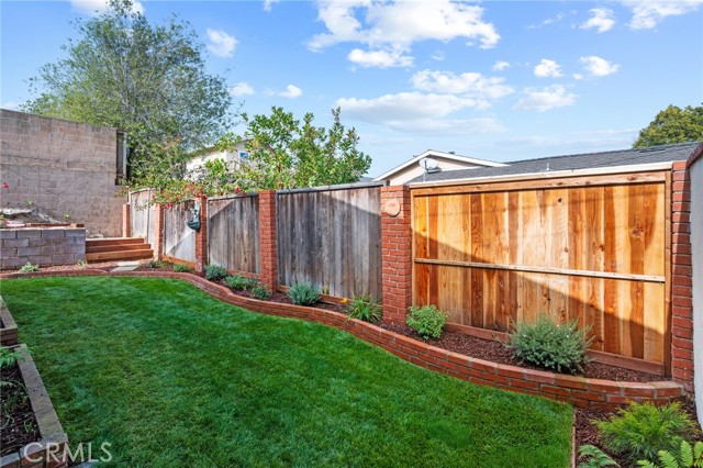 Detail Gallery Image 4 of 43 For 1707 Massena Ave, Redondo Beach,  CA 90277 - 4 Beds | 2 Baths