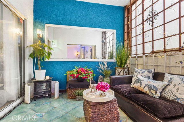 Detail Gallery Image 30 of 66 For 10626 Valley Spring #103,  Toluca Lake,  CA 91602 - 2 Beds | 2 Baths