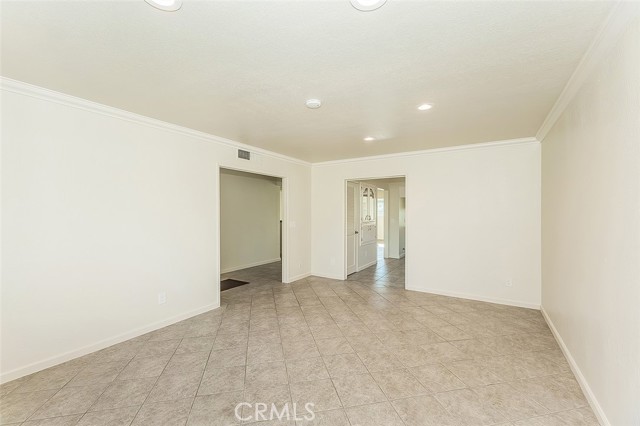 Image 5 of 55 For 5840 Illinois Avenue