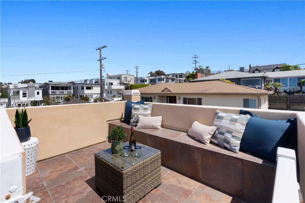 668 Longfellow Avenue