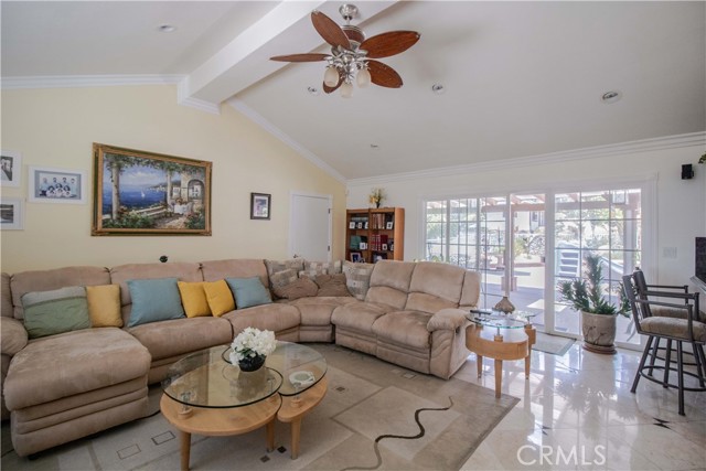2509 Euclid E, Upland CA: https://media.crmls.org/medias/c647dc8e-c669-4855-a519-7178eb2a77a1.jpg