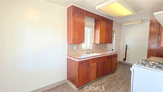 Detail Gallery Image 5 of 15 For 374 N 9th Ave, Upland,  CA 91786 - 1 Beds | 1 Baths