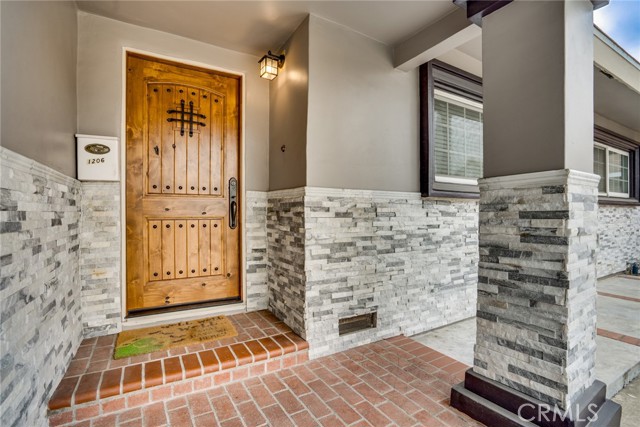 Detail Gallery Image 11 of 44 For 1206 E Haven Dr, Anaheim,  CA 92805 - 3 Beds | 2/1 Baths