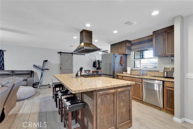 Detail Gallery Image 4 of 30 For 18608 Cocqui, Apple Valley,  CA 92307 - 4 Beds | 2 Baths