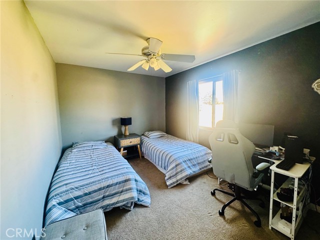 Detail Gallery Image 23 of 28 For 5308 Eastridge Ct, Bakersfield,  CA 93306 - 3 Beds | 2/1 Baths