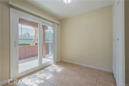 Detail Gallery Image 8 of 15 For 1040 W Macarthur #35,  Santa Ana,  CA 92707 - 2 Beds | 1 Baths