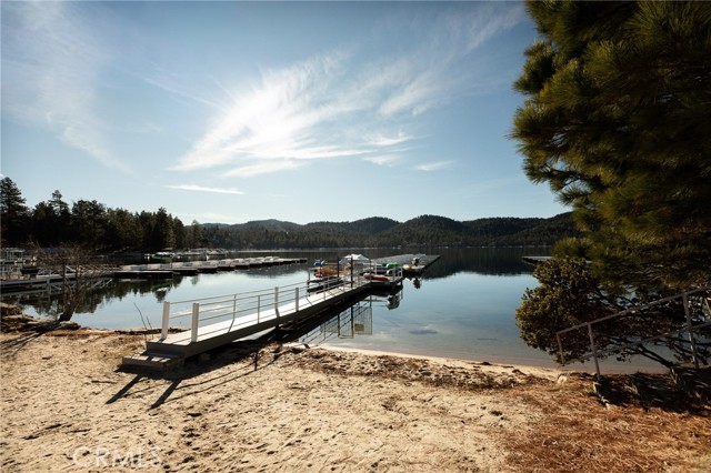 Detail Gallery Image 41 of 44 For 27920 Matterhorn, Lake Arrowhead,  CA 92352 - 5 Beds | 3/1 Baths