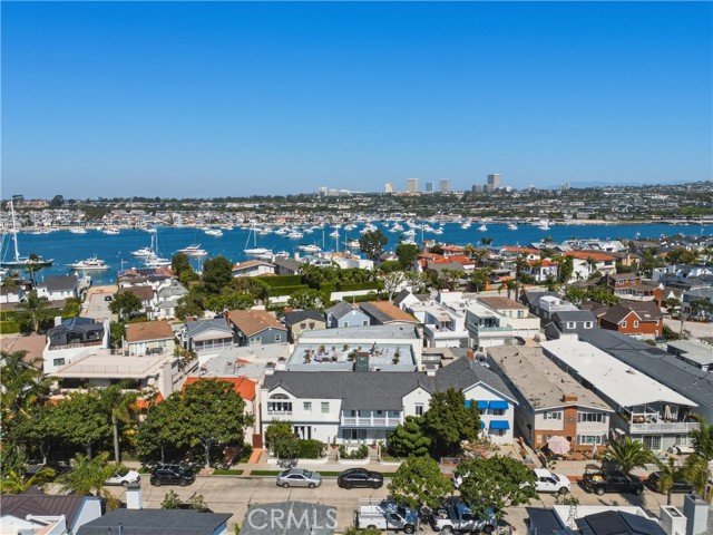 Detail Gallery Image 4 of 30 For 1530 Miramar #5,  Newport Beach,  CA 92661 - 1 Beds | 1 Baths