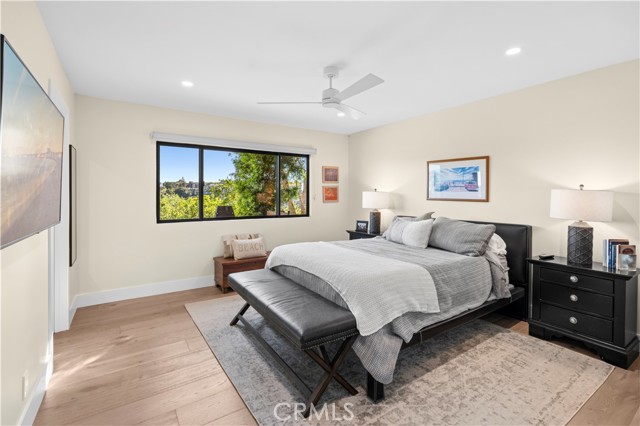 Detail Gallery Image 18 of 36 For 659 Vista Bonita, Newport Beach,  CA 92660 - 2 Beds | 2/1 Baths