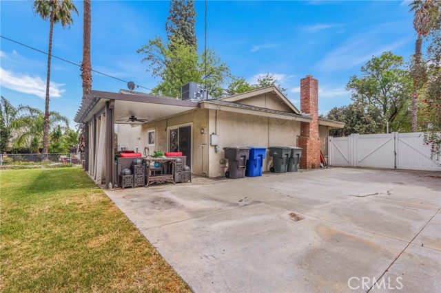 Detail Gallery Image 18 of 67 For 2367 Deerhorn Dr, Riverside,  CA 92506 - 4 Beds | 2/1 Baths