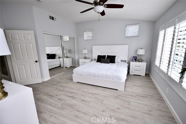 Detail Gallery Image 23 of 51 For 26 Santa Catalina Aisle, Irvine,  CA 92606 - 4 Beds | 2/1 Baths