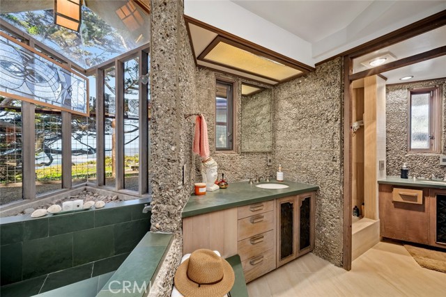 Detail Gallery Image 19 of 65 For 2431 Sherwood Drive, Cambria,  CA 93428 - 3 Beds | 4 Baths