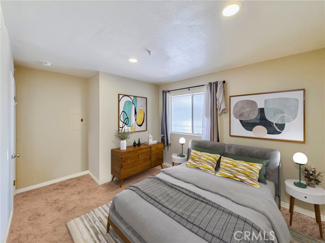 Detail Gallery Image 7 of 12 For 450 E 4th St #236,  Santa Ana,  CA 92701 - 2 Beds | 2 Baths