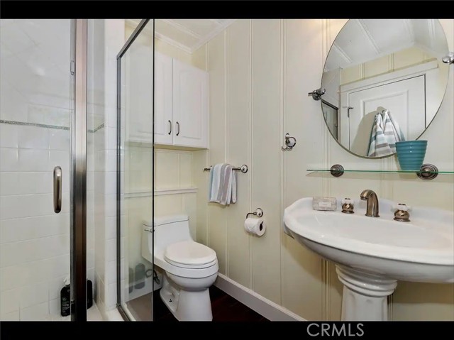 855 Lake Drive, Lake Arrowhead CA: https://media.crmls.org/medias/c64c8625-c2b4-4016-aef7-dc958dc41b10.jpg