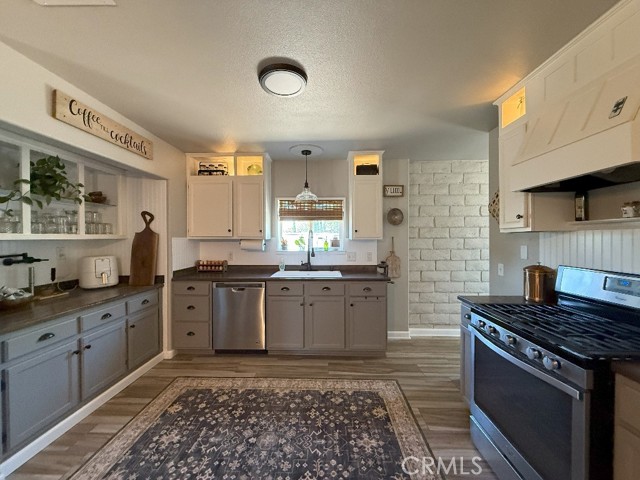 Detail Gallery Image 19 of 42 For 17857 Main St, Hesperia,  CA 92345 - 4 Beds | 3 Baths