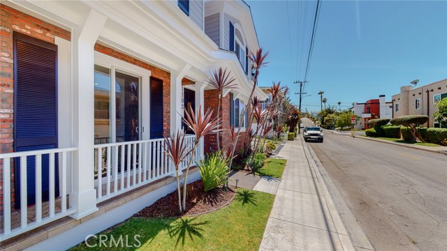 Detail Gallery Image 18 of 75 For 1102 Slauson Ln, Redondo Beach,  CA 90278 - 5 Beds | 4 Baths