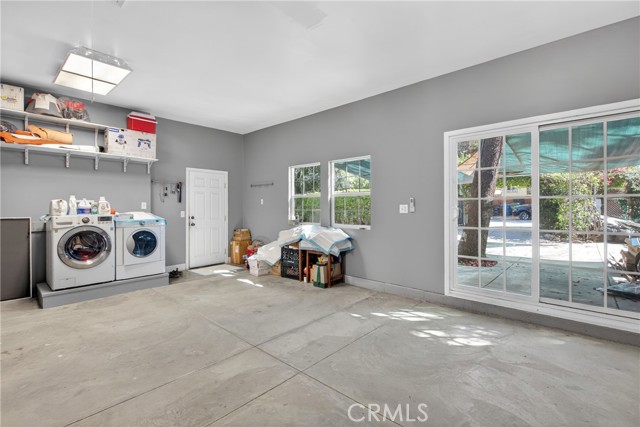 Detail Gallery Image 5 of 31 For 10353 Oro Vista, Sunland,  CA 91040 - 2 Beds | 2 Baths