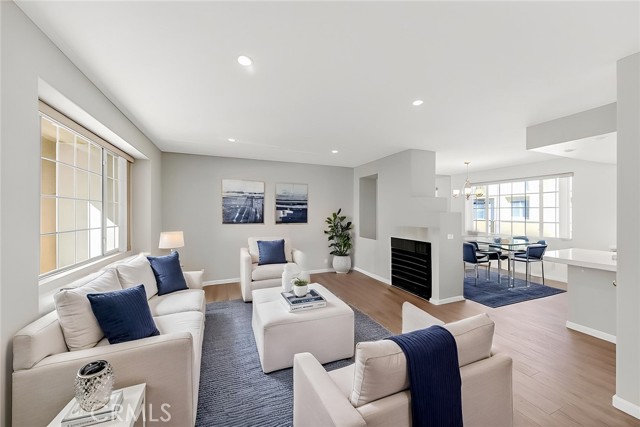 Detail Gallery Image 13 of 37 For 23429 S Vermont Ave #B,  Torrance,  CA 90502 - 3 Beds | 3 Baths