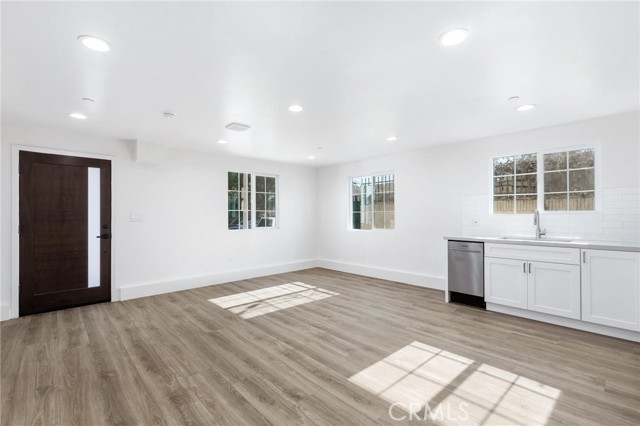 Detail Gallery Image 23 of 48 For 496 E 52nd, Long Beach,  CA 90805 - – Beds | – Baths