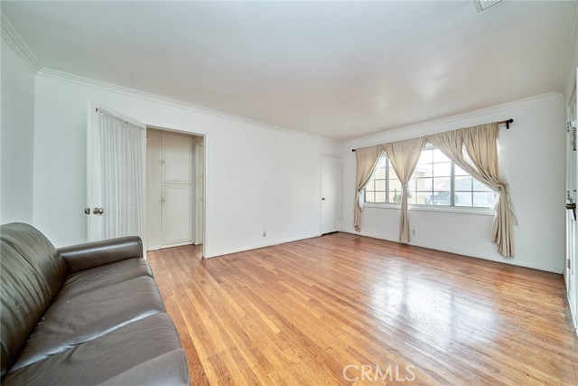 Detail Gallery Image 5 of 34 For 4318 Maybank, Lakewood,  CA 90712 - 3 Beds | 2 Baths