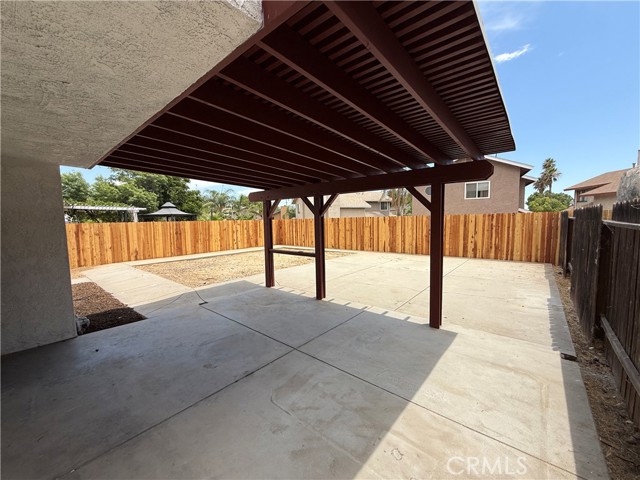 Detail Gallery Image 30 of 33 For 13577 Red Mahogany Dr, Moreno Valley,  CA 92553 - 3 Beds | 2/1 Baths