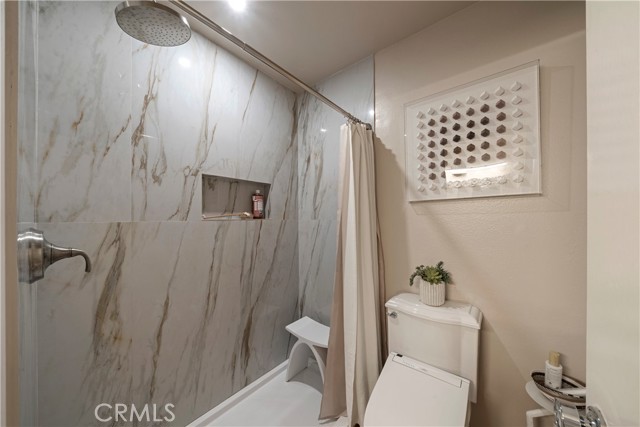 Detail Gallery Image 14 of 24 For 6051 Tahoe Place, Camarillo,  CA 93012 - 4 Beds | 2 Baths