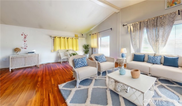 Detail Gallery Image 9 of 44 For 7850 Slater Ave #11,  Huntington Beach,  CA 92647 - 2 Beds | 2 Baths