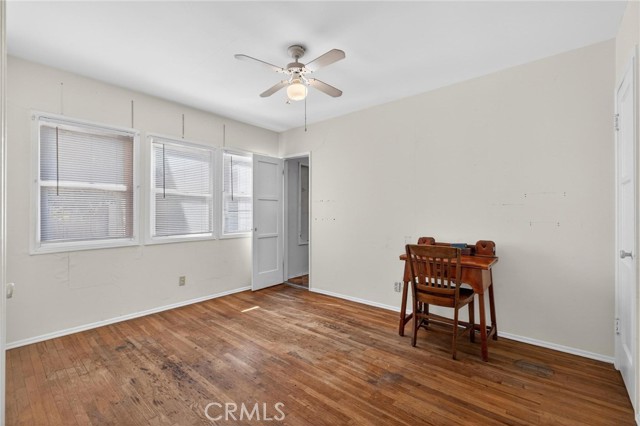 Detail Gallery Image 15 of 42 For 4904 W 121 St, Hawthorne,  CA 90250 - 4 Beds | 2 Baths