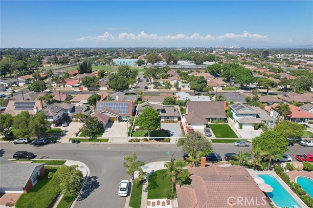 Detail Gallery Image 53 of 60 For 1533 W San Lorenzo Ave, Santa Ana,  CA 92704 - 5 Beds | 3 Baths