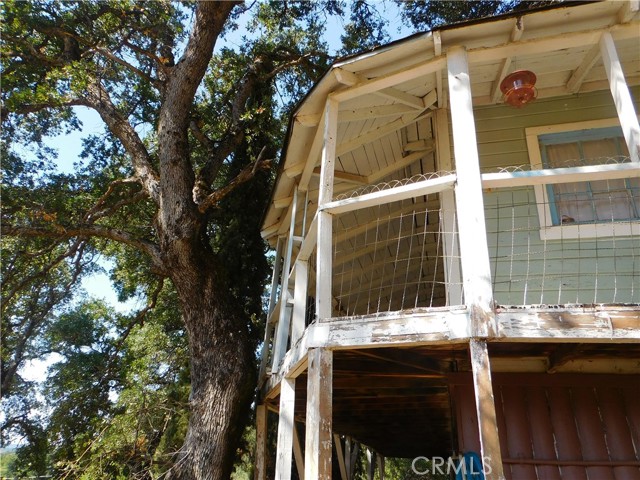 12861 Lakeview Drive, Clearlake Oaks CA: https://media.crmls.org/medias/c6536d4b-f471-42be-9ee2-23596d37476e.jpg
