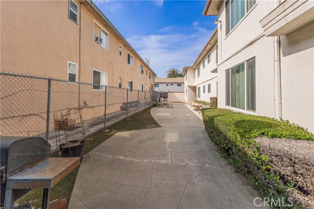 Detail Gallery Image 5 of 18 For 4017 Gelber Pl, Los Angeles,  CA 90008 - – Beds | – Baths