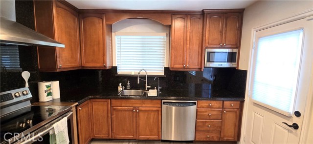 Detail Gallery Image 19 of 63 For 15016 San Feliciano Dr, La Mirada,  CA 90638 - 3 Beds | 2 Baths