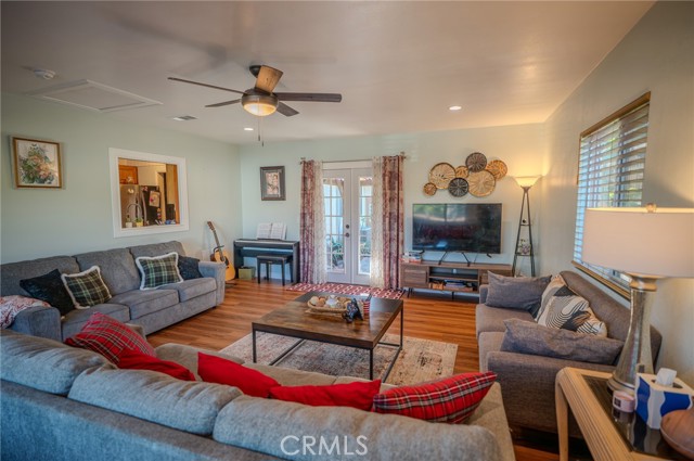 Detail Gallery Image 14 of 44 For 401 Keene Dr, La Habra,  CA 90631 - 3 Beds | 2 Baths