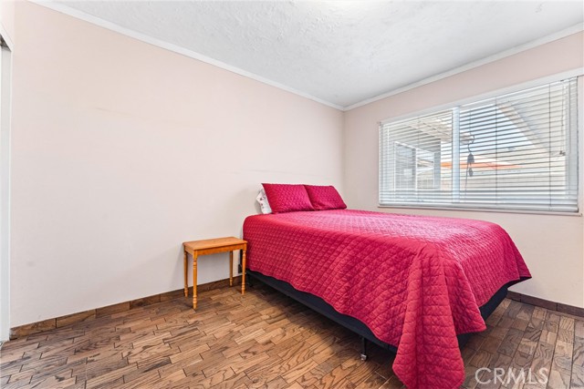 Detail Gallery Image 16 of 28 For 15762 Plymouth Lane, Huntington Beach,  CA 92647 - 5 Beds | 2 Baths