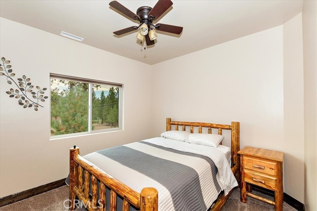 Detail Gallery Image 22 of 45 For 40944 Seneca Trl, Big Bear Lake,  CA 92315 - 4 Beds | 3 Baths