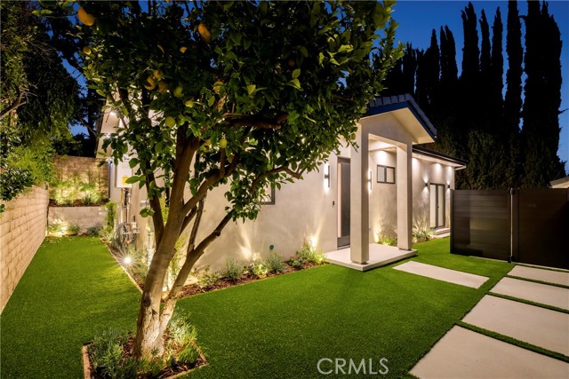 Detail Gallery Image 2 of 21 For 6212 Acadia Ave a,  Agoura Hills,  CA 91301 - 3 Beds | 3 Baths