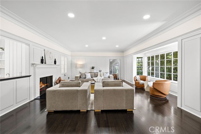 609 N Oakhurst Drive, Beverly Hills CA: https://media.crmls.org/medias/c6571d59-5144-4c82-af42-8d63ec923376.jpg