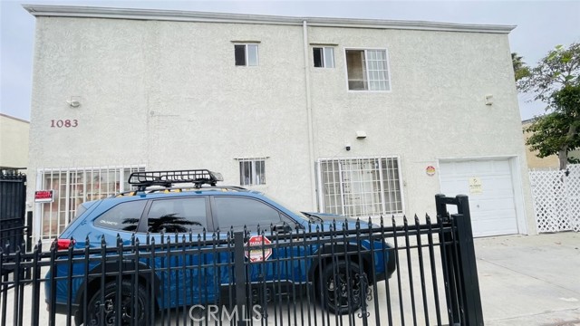 1083 Gaviota Avenue, Long Beach CA: https://media.crmls.org/medias/c65721ea-a6d8-4bca-b01b-0614187a49d4.jpg